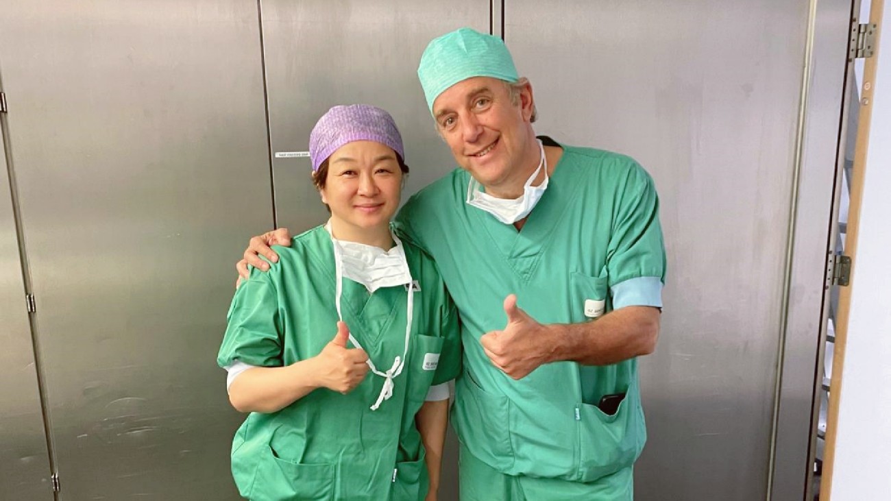 IntoCare Intelligent Powered Stapling Platform Bariatric Masterclasses in Belgium, Explore Advanced Stapling Technology